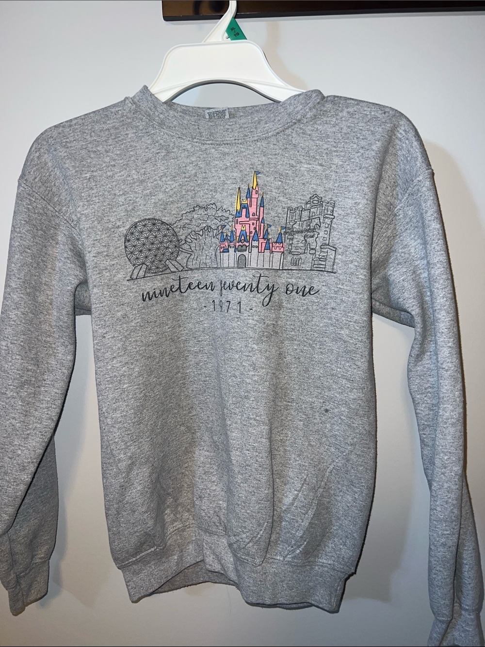 Kids Grey Gildan Graphic Sweatshirt with Disney Castle Design
